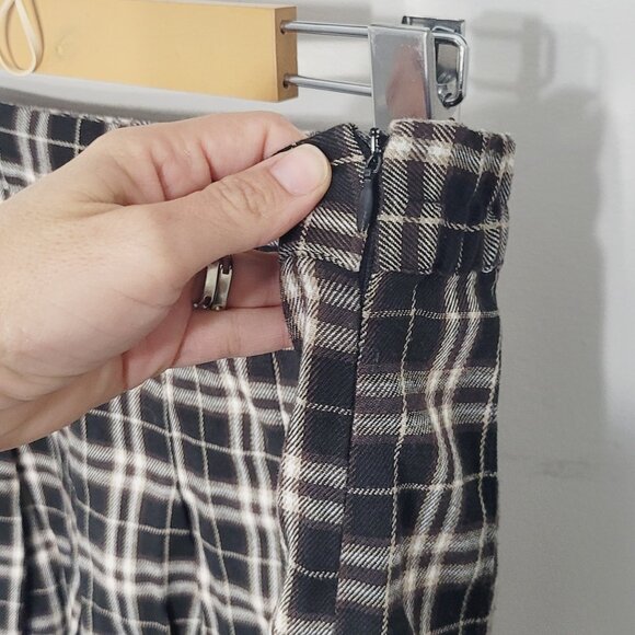Ardene 2Pc Set Black White & Beige Two Pleated Plaid Mini Skirts Size XL - Picture 12 of 16